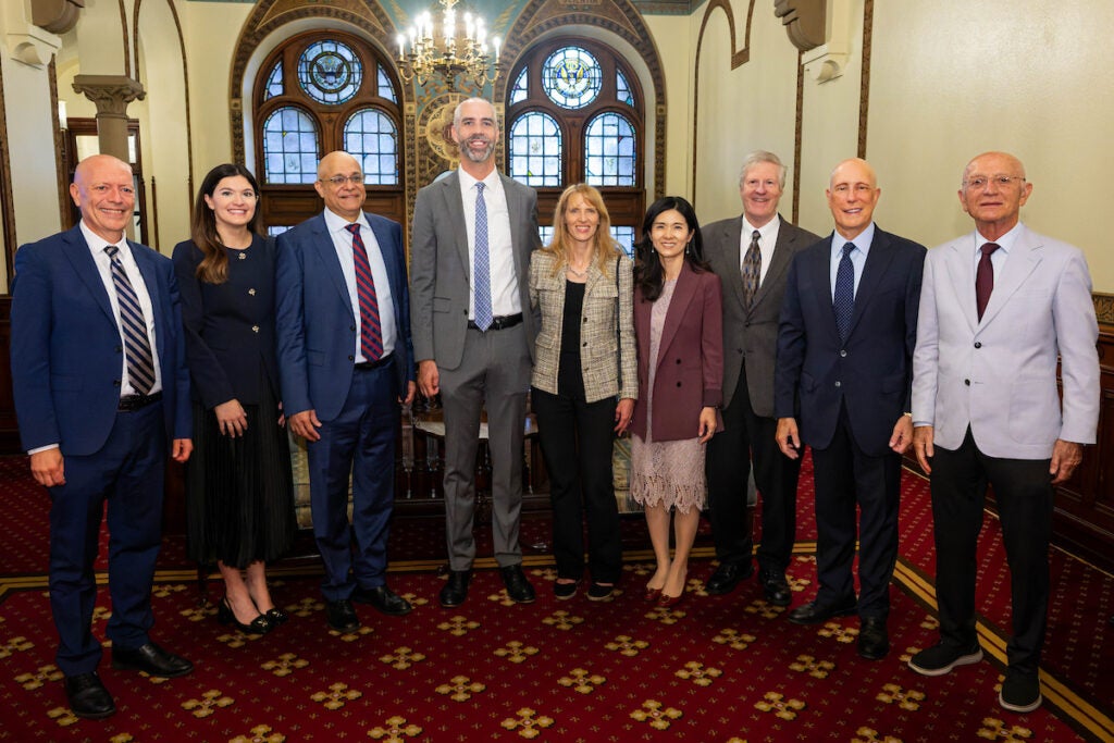 Georgetown University and NRF leadership gather for Stewardship Luncheon to celebrate NRF's support of the Business of Retail Initiative